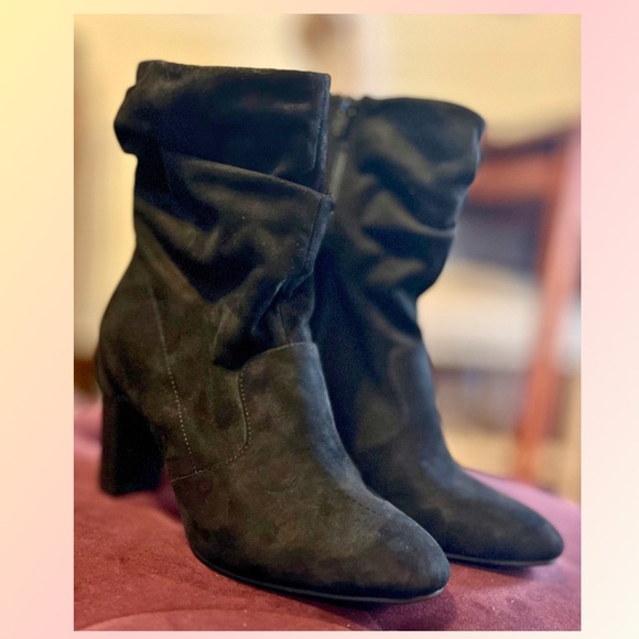 Kelly & Katie Tagazee ankle booties, size 9.5 - Picture 7 of 11